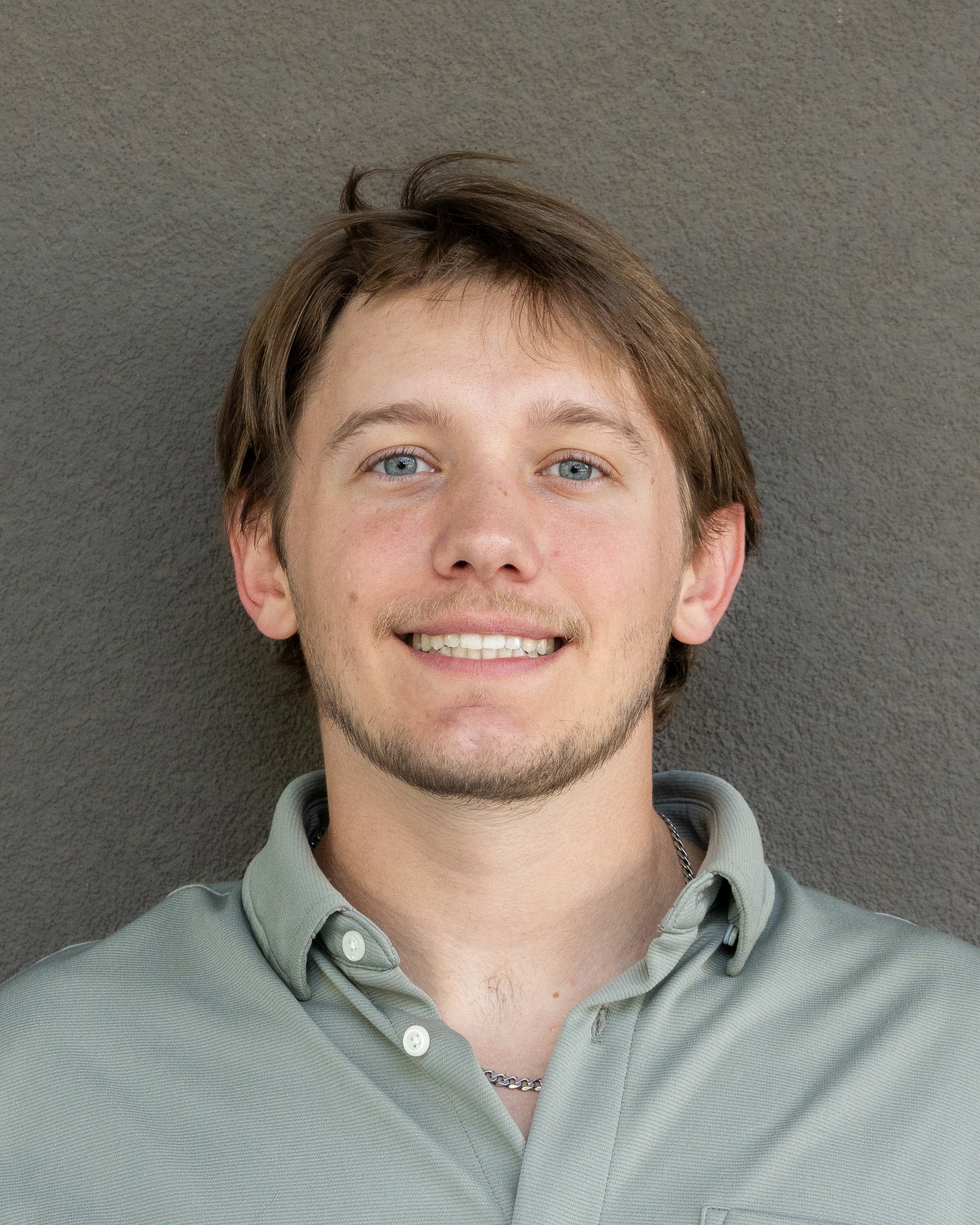 Devin Dial, Client relations